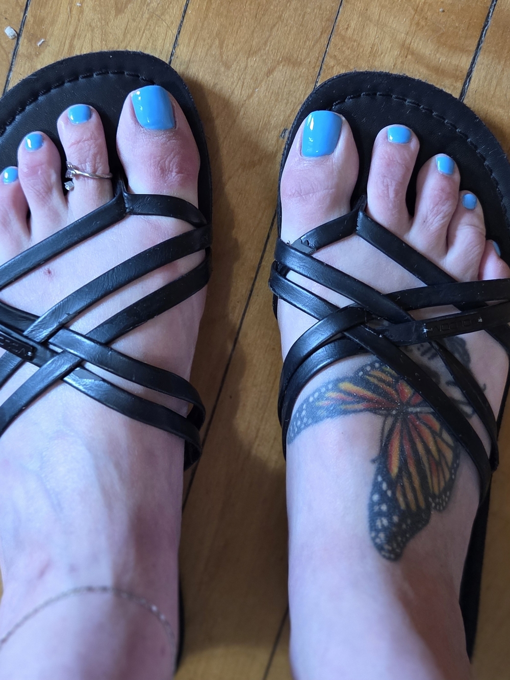 Volcom Black Multi-Strap Women's Sandals Size 10 - Picture 2 of 3
